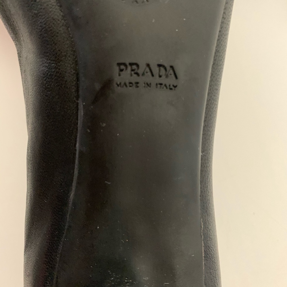 Prada Pumps - Picture 5 of 7